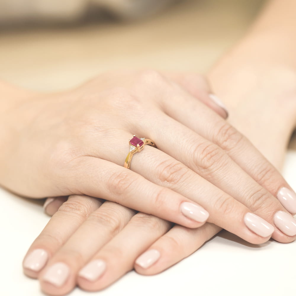 Pierścionek Rubin 0,80ct żółte złoto 4 Pierścionek Rubin 0,80ct żółte złoto - obrazek 4