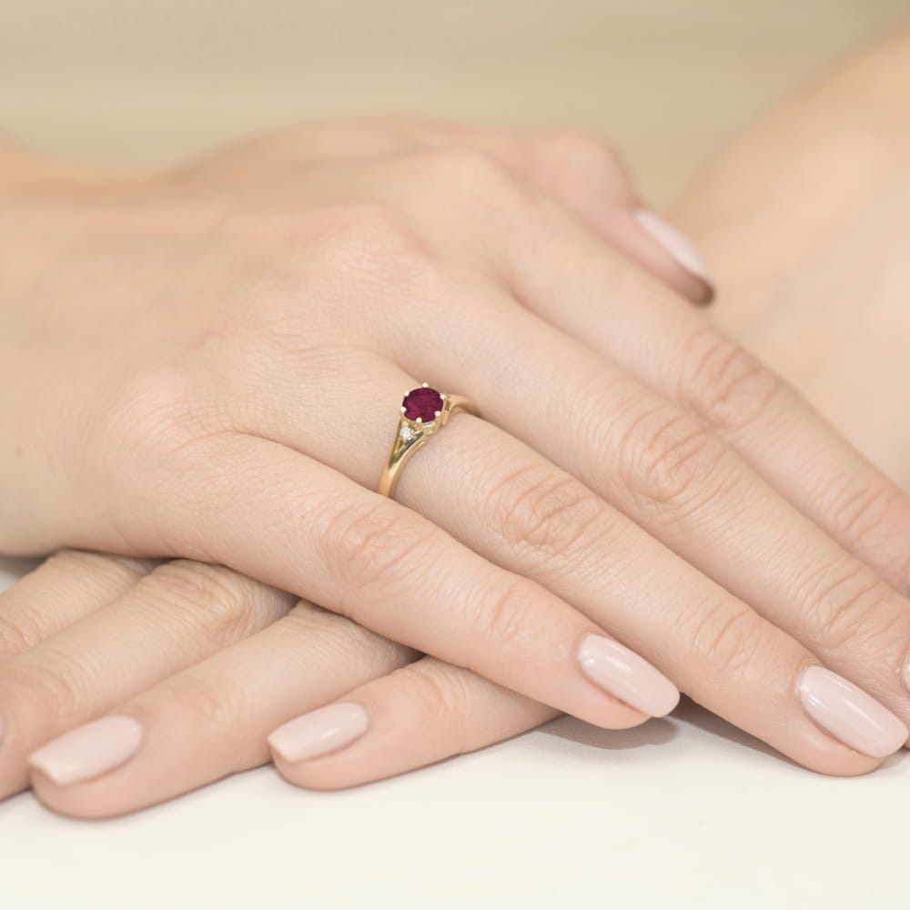 Pierścionek Rubin 0,60ct żółte złoto 4 Pierścionek Rubin 0,60ct żółte złoto - obrazek 4
