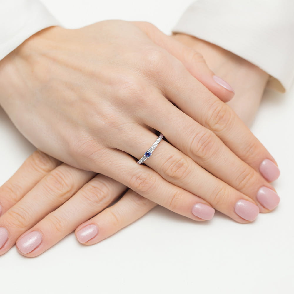 Pierścionek Szafir 0,15ct białe złoto 4 Pierścionek Szafir 0,15ct białe złoto - obrazek 4