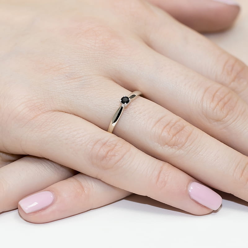 Pierścionek Czarny Diament 0,12ct białe złoto 4 Pierścionek Czarny Diament 0,12ct białe złoto - obrazek 4