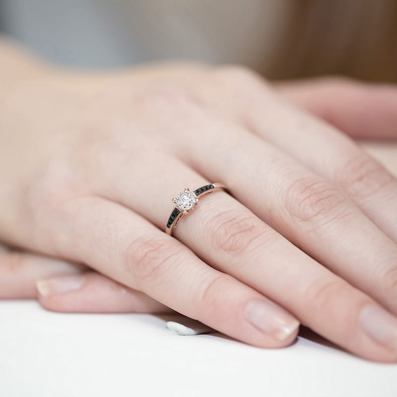 Pierścionek Diament 0,08ct różowe złoto 4 Pierścionek Diament 0,08ct różowe złoto - obrazek 4