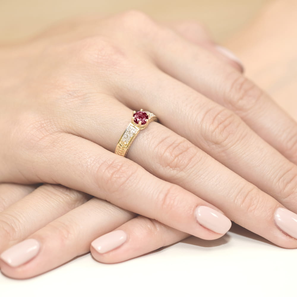 Pierścionek Rubin 0,60ct żółte złoto 4 Pierścionek Rubin 0,60ct żółte złoto - obrazek 4