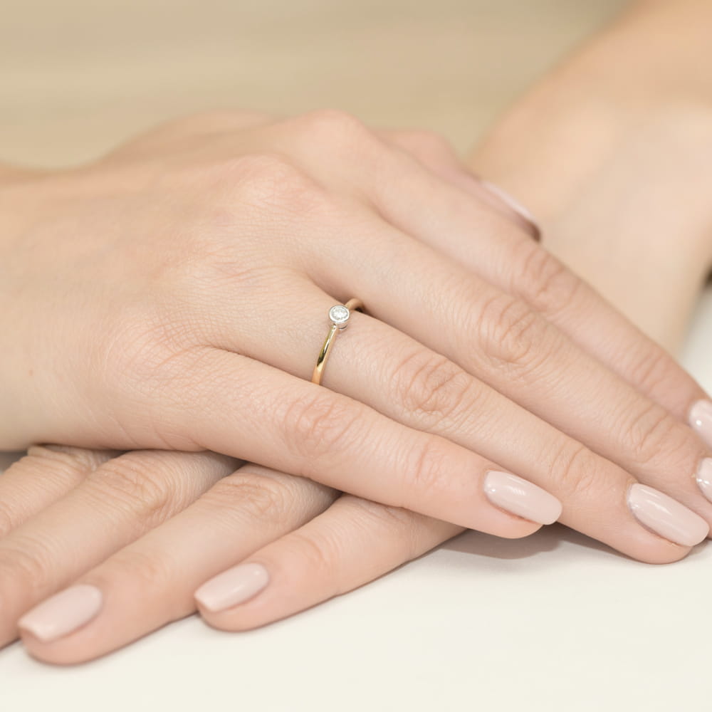 Pierścionek Diament 0,10ct żółte złoto 4 Pierścionek Diament 0,10ct żółte złoto - obrazek 4