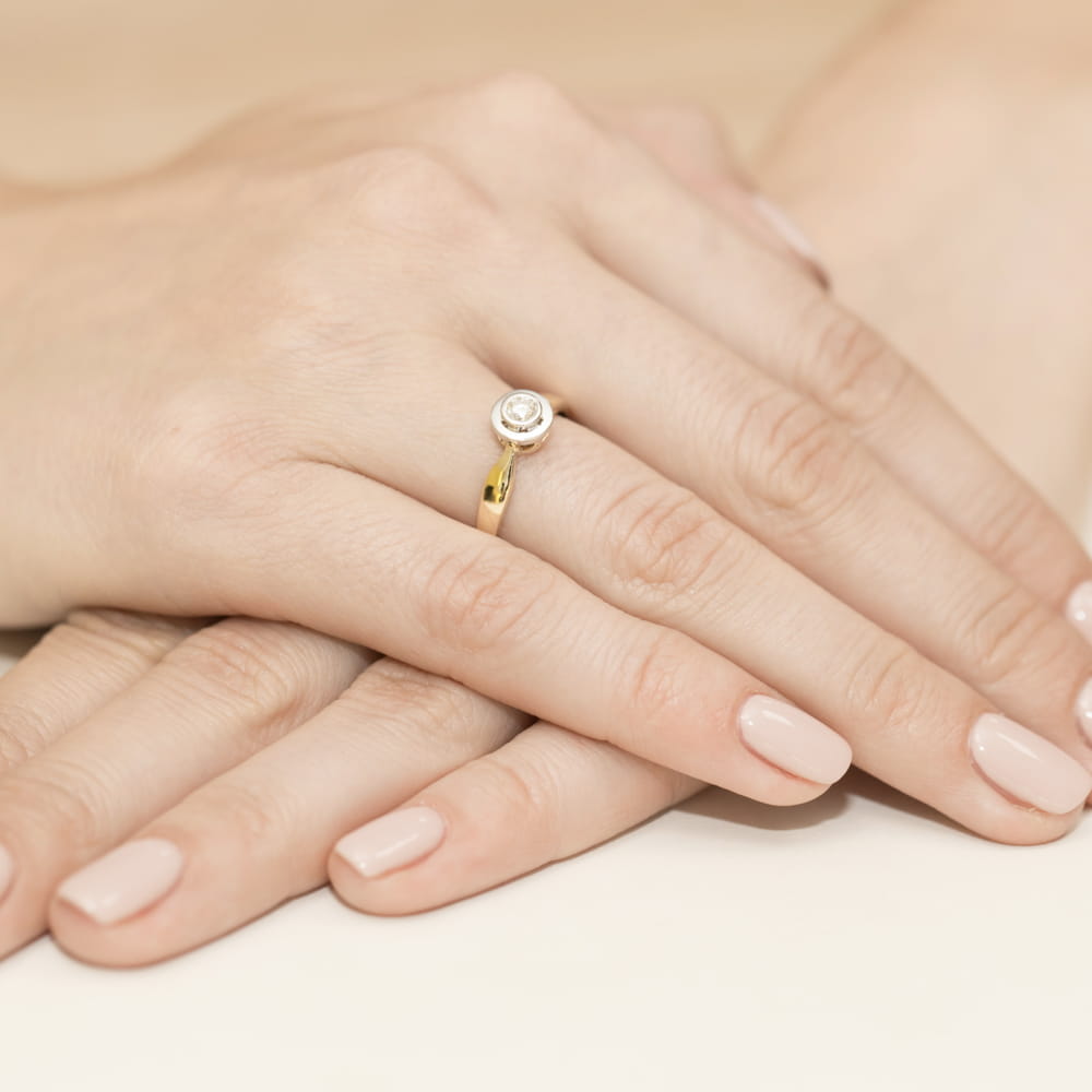 Pierścionek Diament 0,10ct żółte złoto 4 Pierścionek Diament 0,10ct żółte złoto - obrazek 4