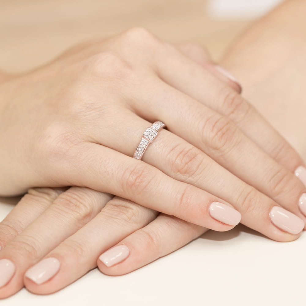 Pierścionek z diamentami różowe złoto 4 Pierścionek z diamentami różowe złoto - obrazek 4