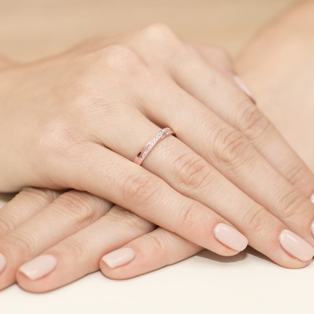 Pierścionek z diamentami różowe złoto 4 Pierścionek z diamentami różowe złoto - obrazek 4