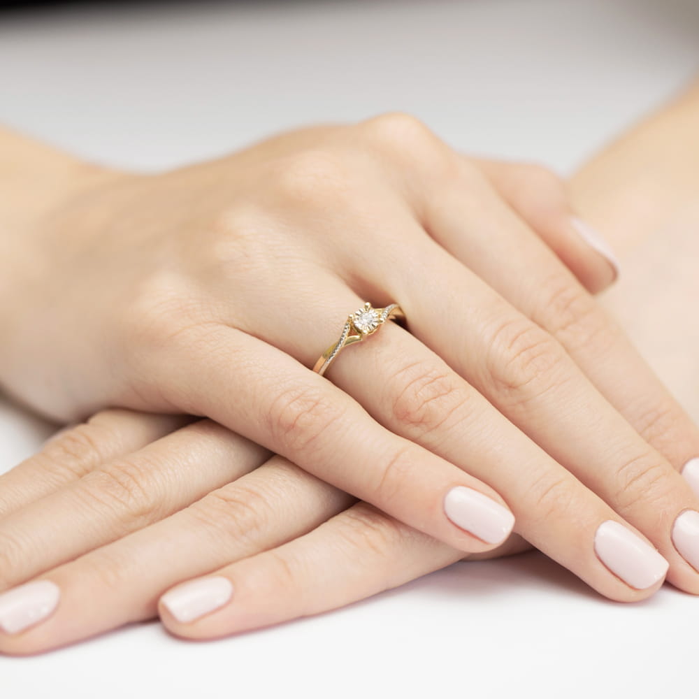 Pierścionek Diament 0,08ct żółte złoto 4 Pierścionek Diament 0,08ct żółte złoto - obrazek 4