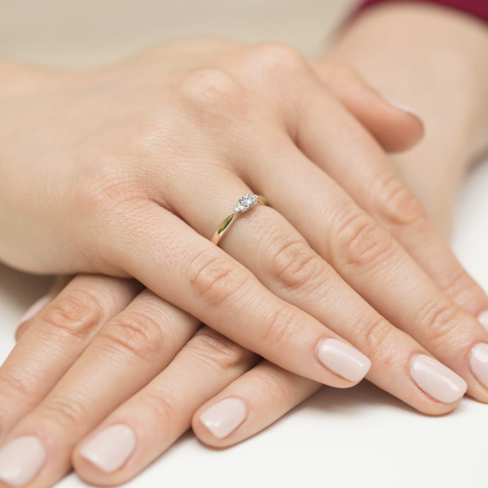 Pierścionek Diament 0,10ct żółte złoto 4 Pierścionek Diament 0,10ct żółte złoto - obrazek 4